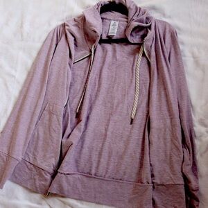 Women’s Medium Zip Up Light Jacket